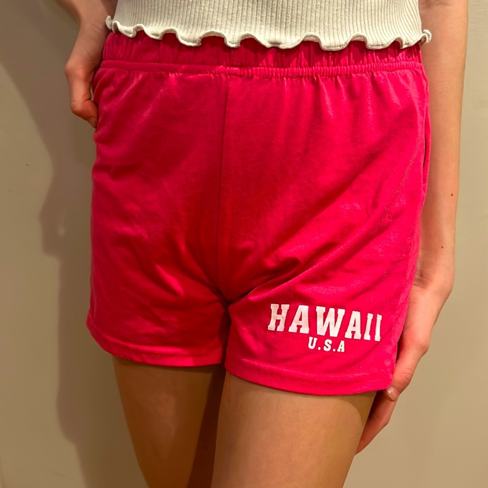 Hot pink hawaii shorts